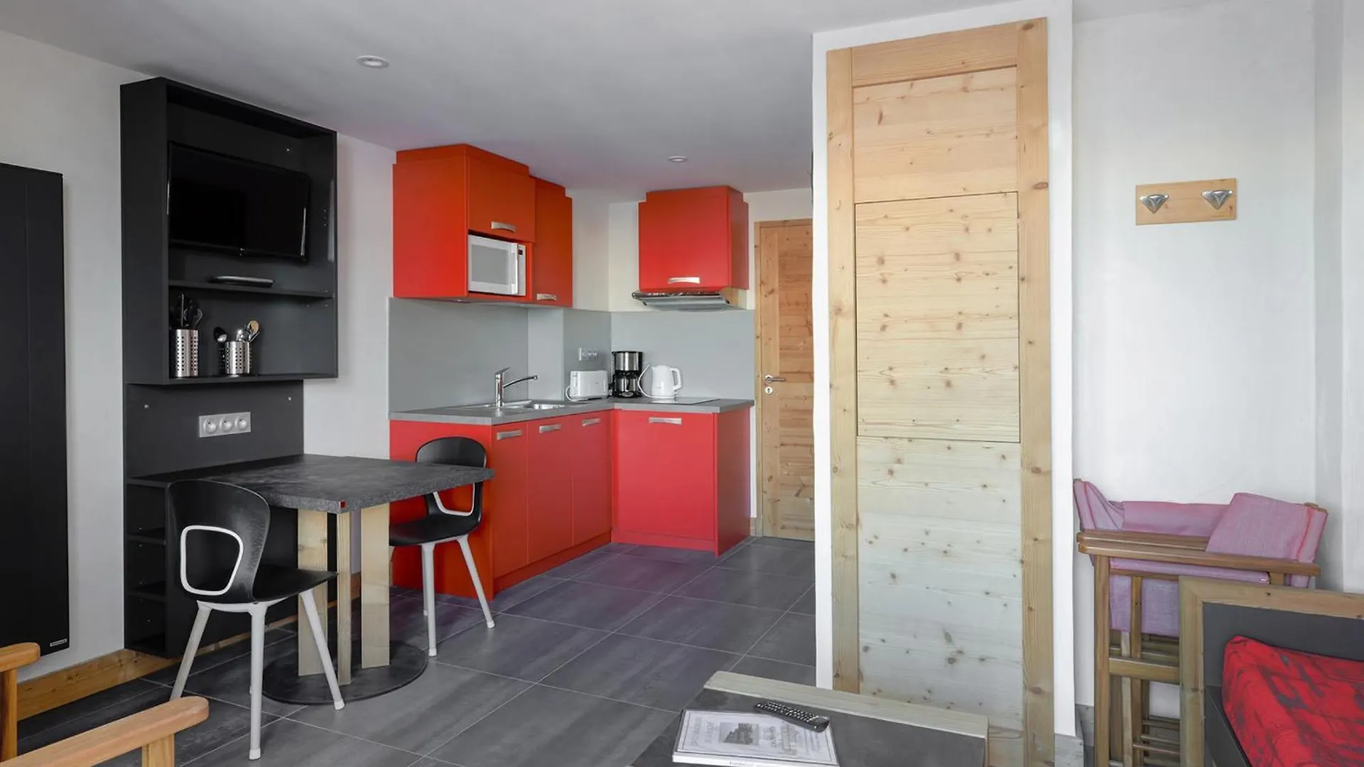 Studio Renove Mont Blanc Avec Espace Bien-Etre Et Parking - Fr-1-181-2415 La Plagne-Tarentaise